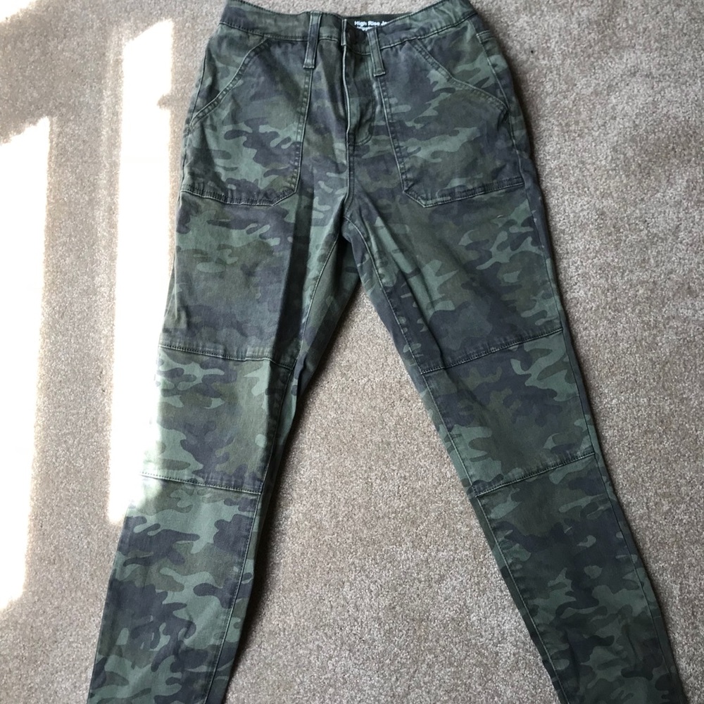 Camo jeans